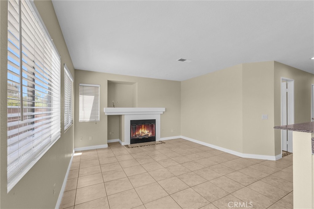 39734 Avenida Miguel Oeste Property Photo 8