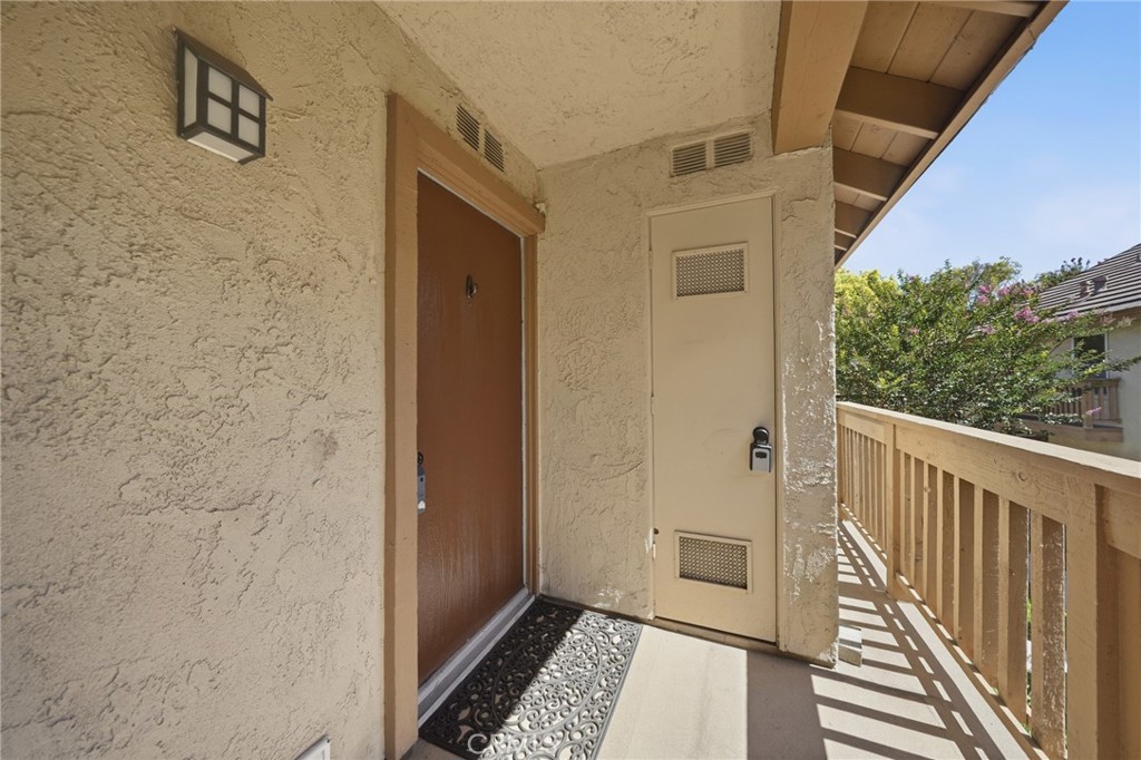127 Lemon Property Photo 2