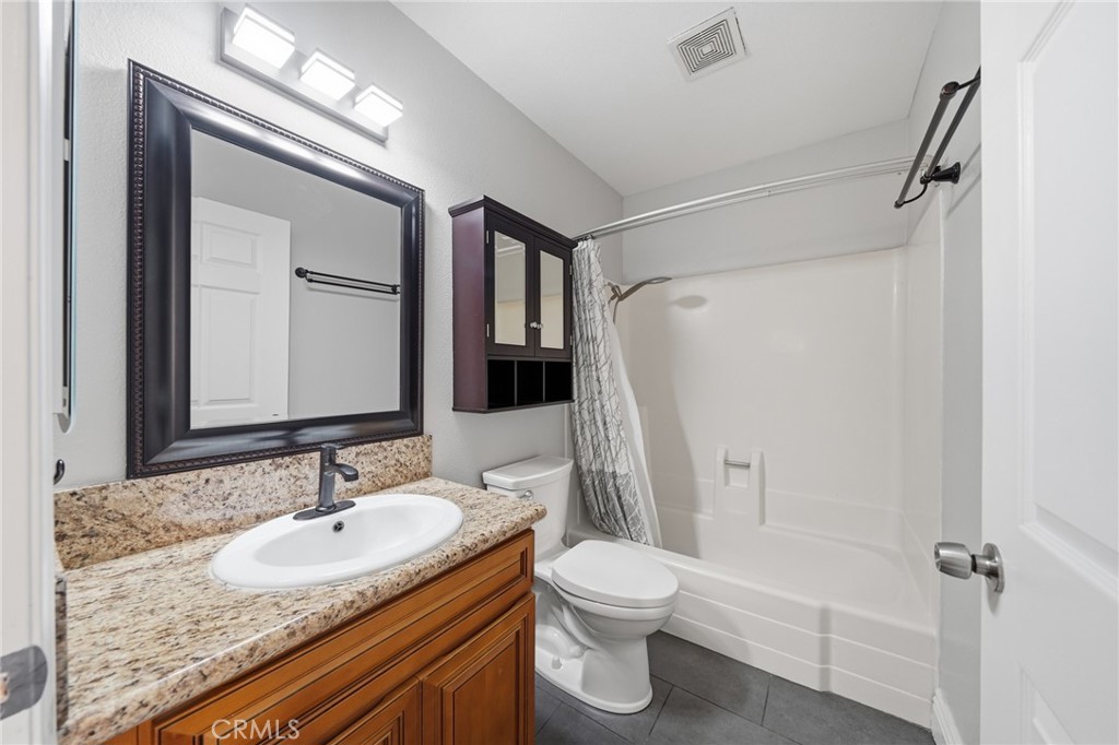 127 Lemon Property Photo 14