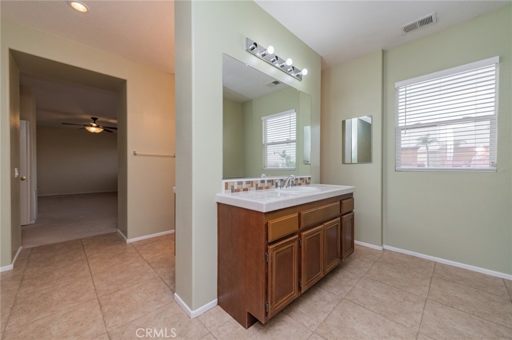 6221 Ruby Crest Way Property Photo 26