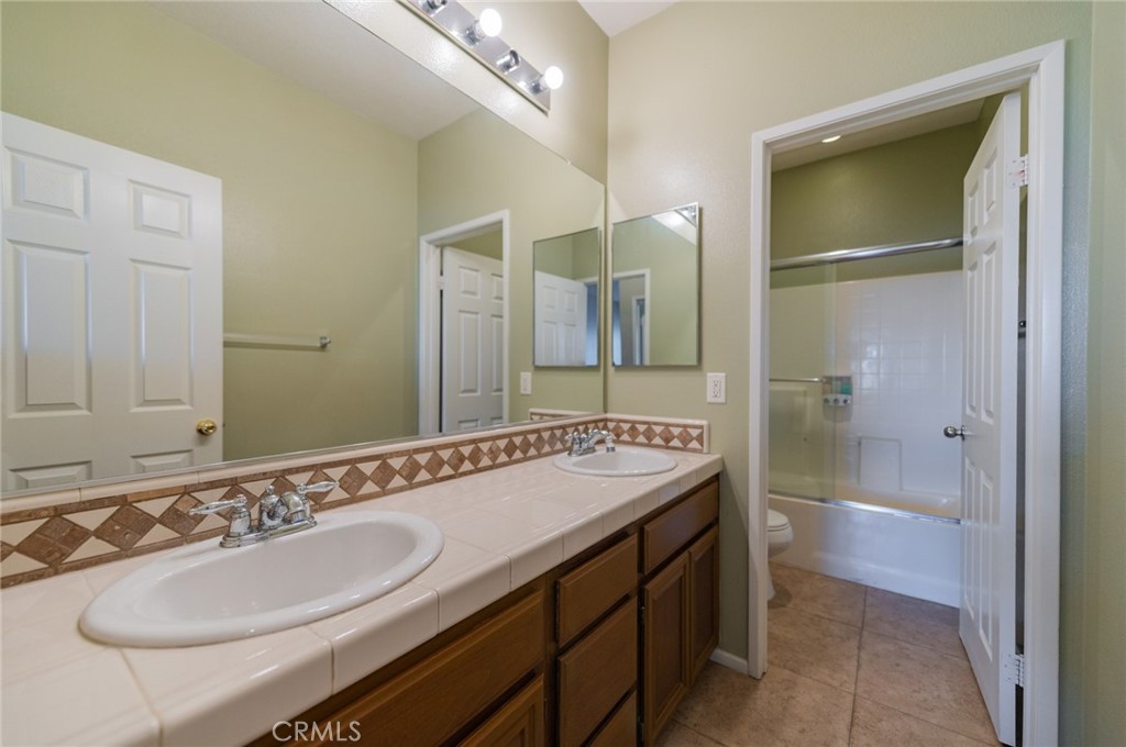 6221 Ruby Crest Way Property Photo 27