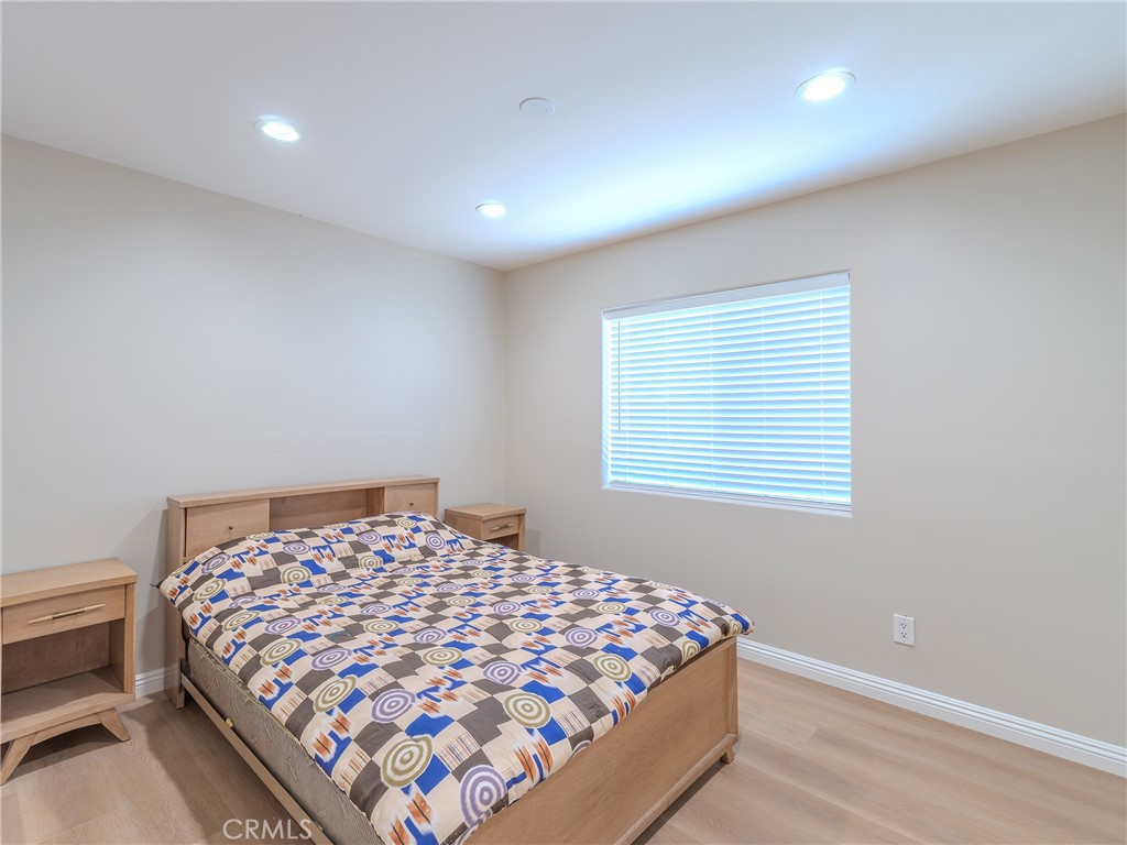 470 S Ferris Property Photo 4