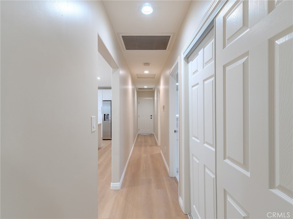 470 S Ferris Property Photo 6