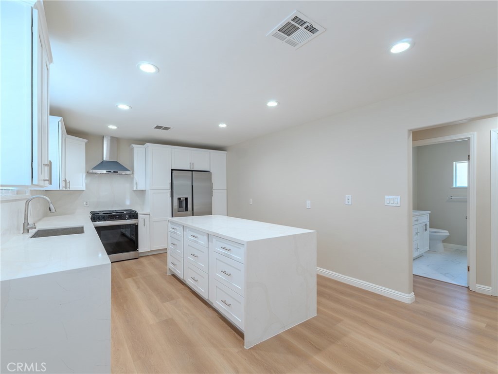 470 S Ferris Property Photo 8