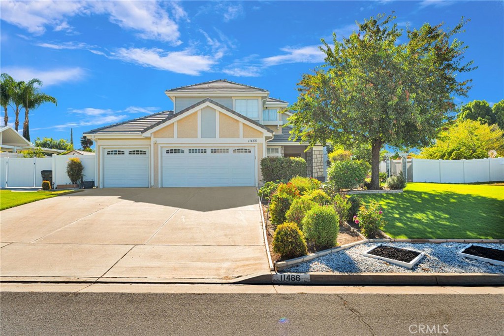 11466 Ladd Property Photo 2