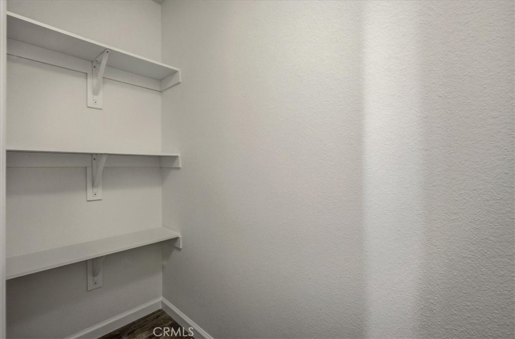 7625 Luna Road Property Photo 23