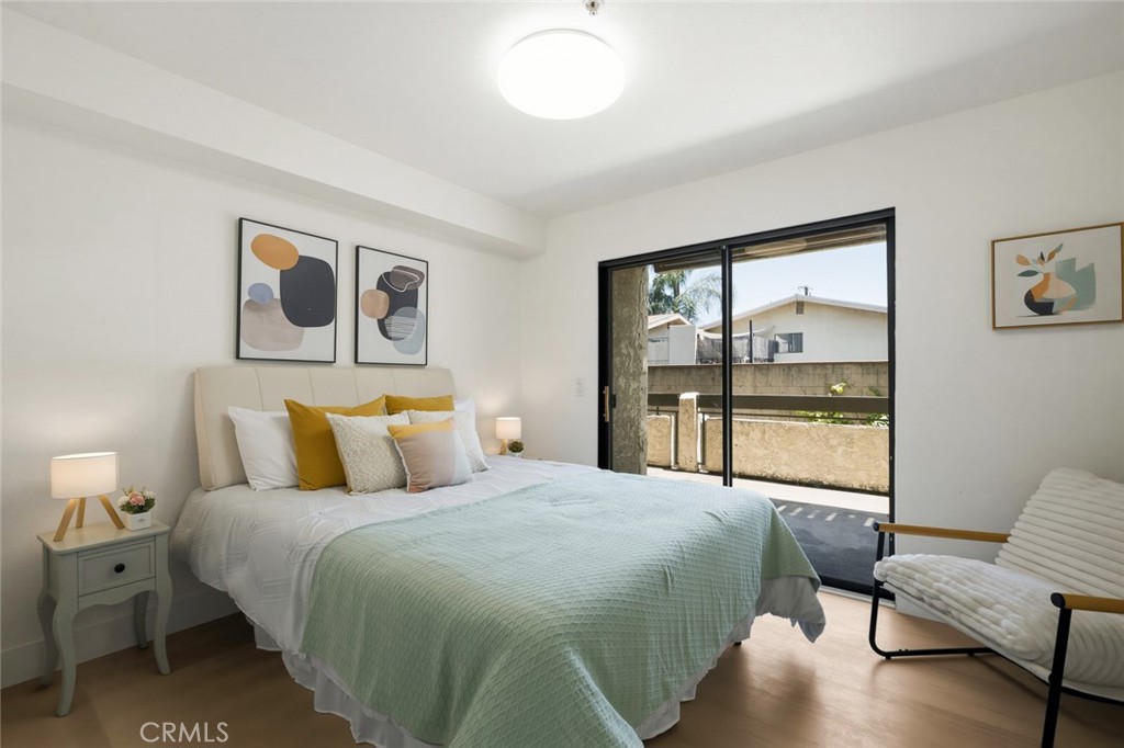 64 N Mar Vista Avenue 127 Property Photo 13