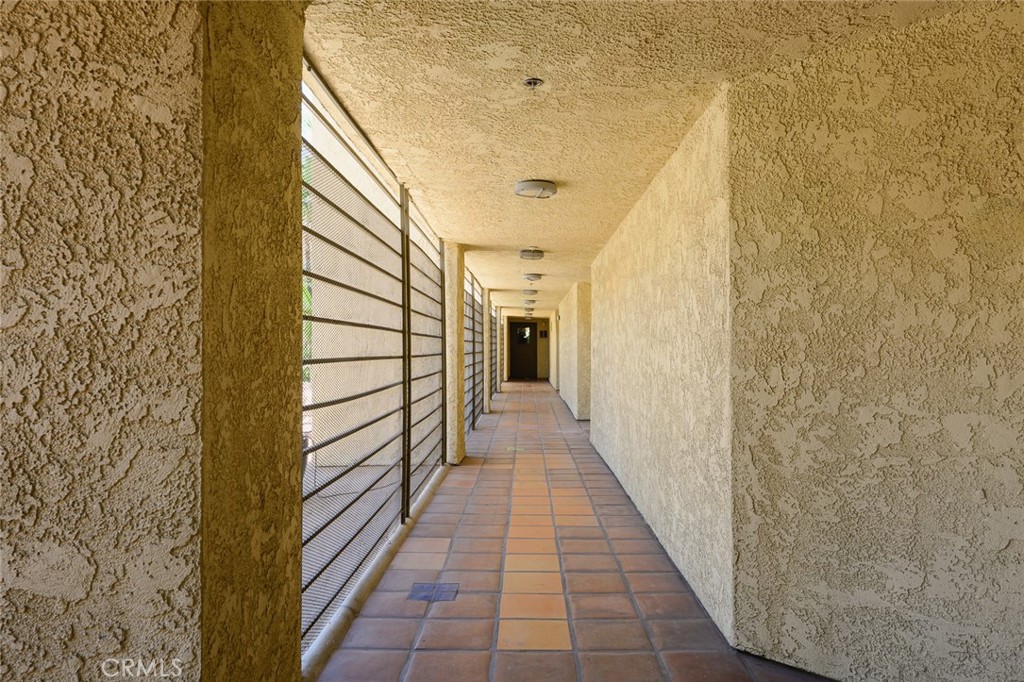 64 N Mar Vista Avenue 127 Property Photo 23