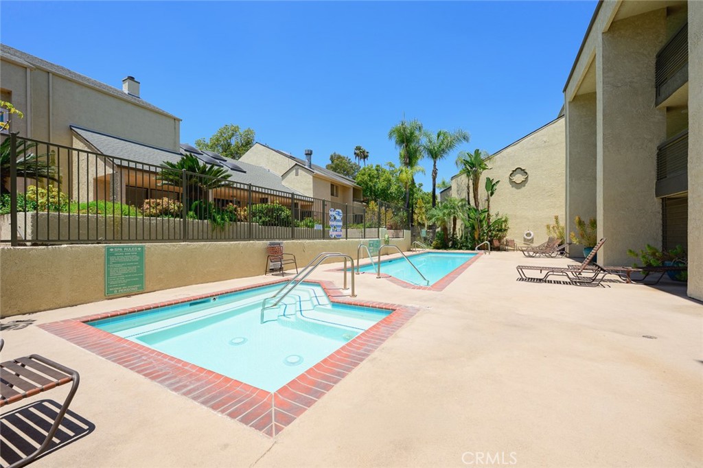64 N Mar Vista Avenue 127 Property Photo 24