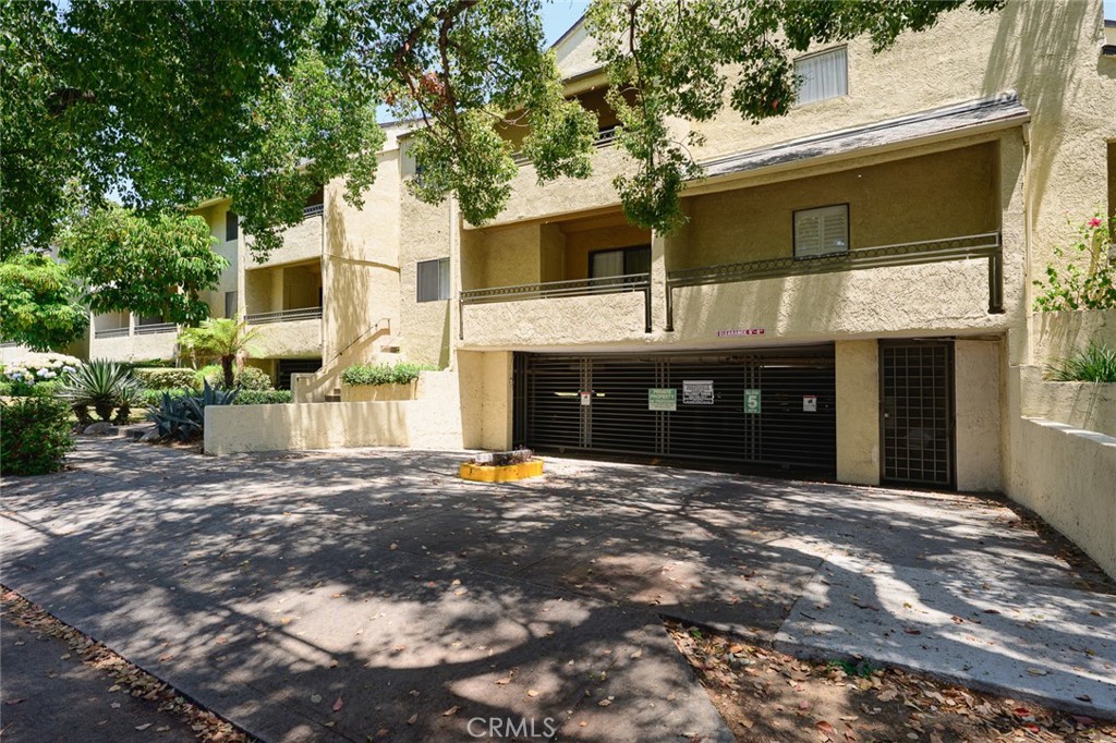 64 N Mar Vista Avenue 127 Property Photo 27