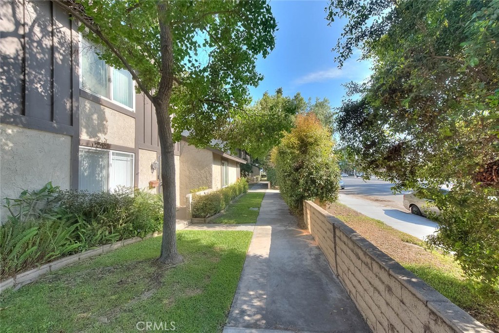 11209 Lambert Property Photo 5