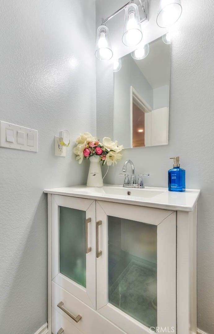 11209 Lambert Property Photo 18