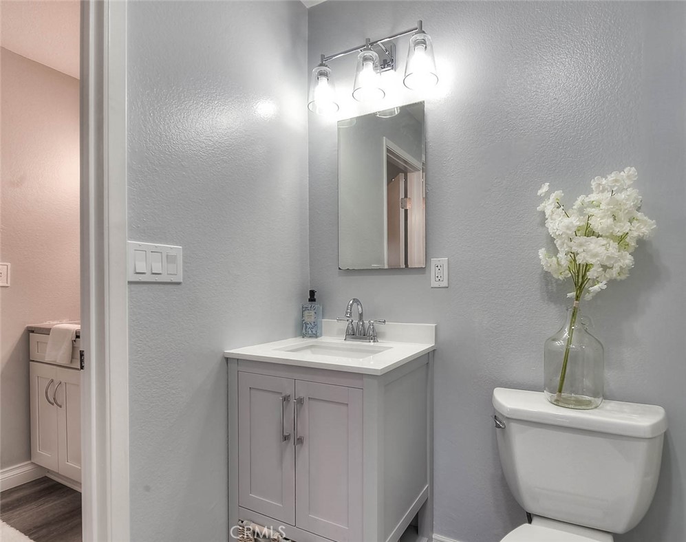 11209 Lambert Property Photo 32
