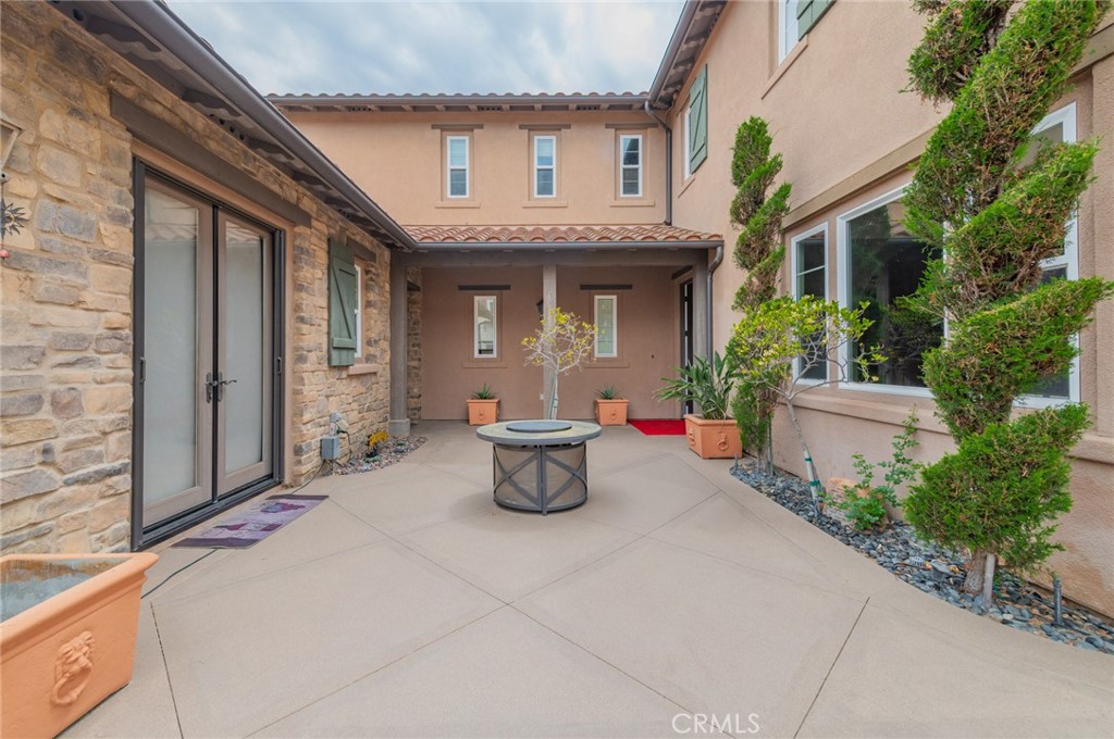 108 Ambiance Property Photo 2
