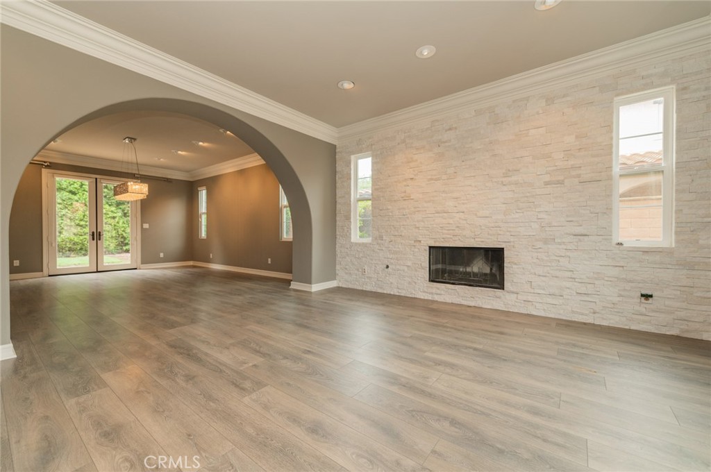108 Ambiance Property Photo 5