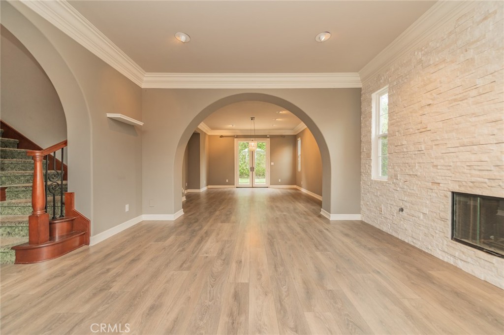 108 Ambiance Property Photo 6