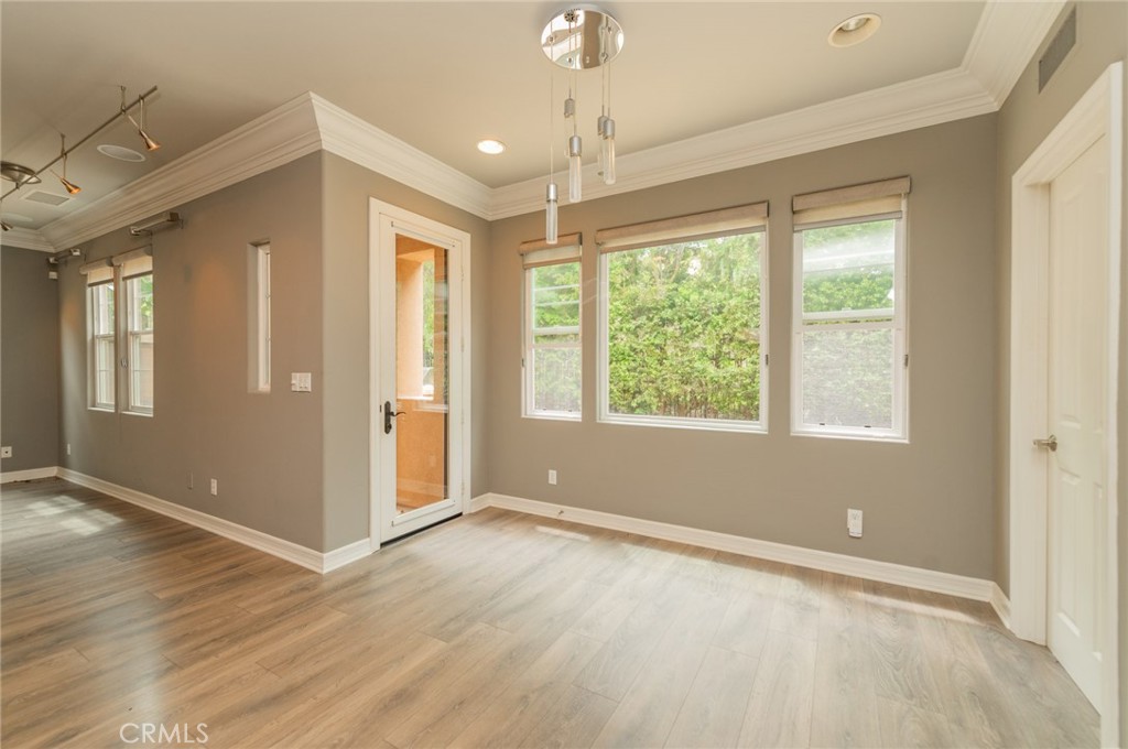 108 Ambiance Property Photo 15