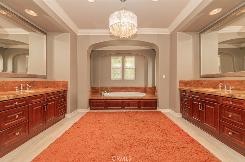 108 Ambiance Property Photo 29