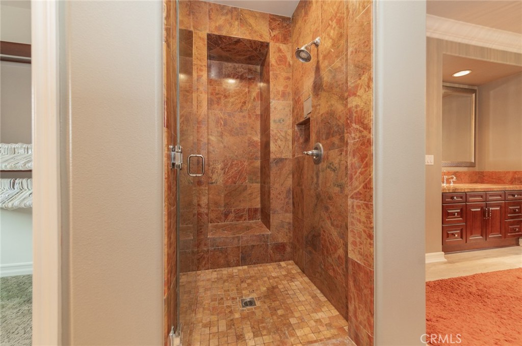 108 Ambiance Property Photo 32