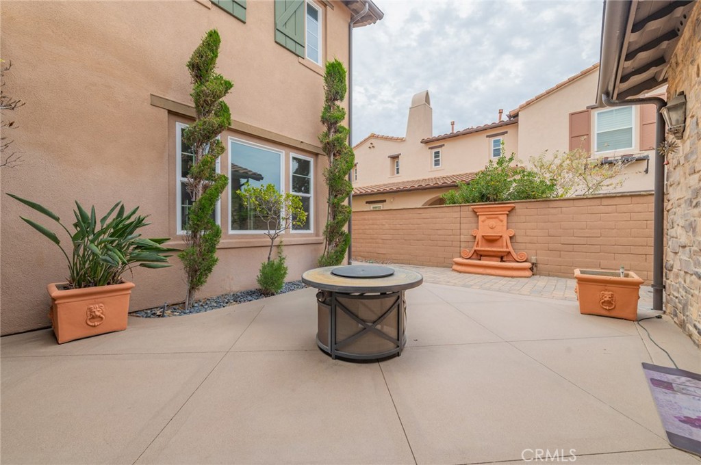 108 Ambiance Property Photo 37