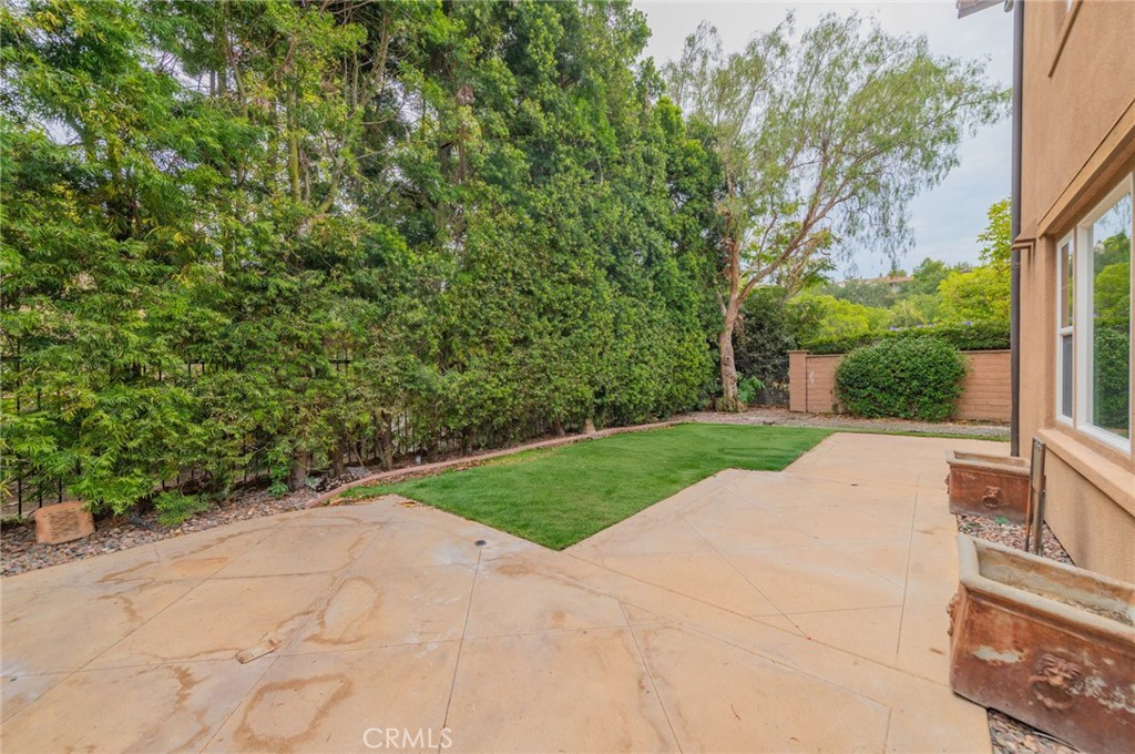 108 Ambiance Property Photo 39