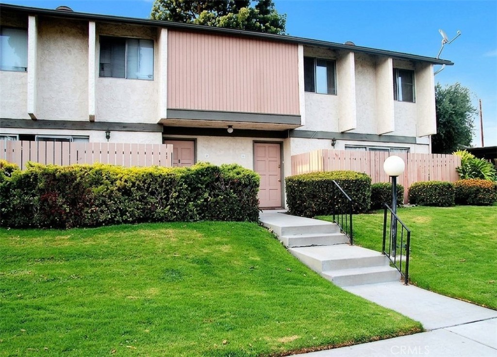 2300 S Hacienda Boulevard G8 Property Photo 1