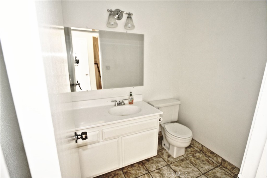 2300 S Hacienda Boulevard G8 Property Photo 8