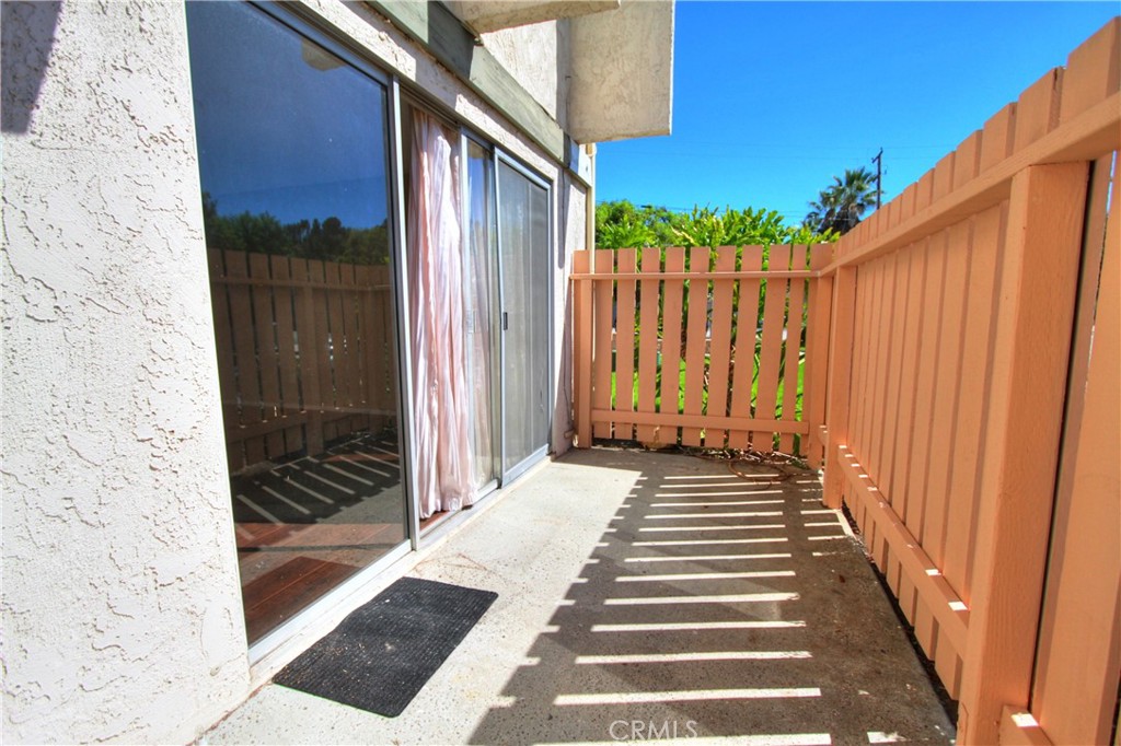 2300 S Hacienda Boulevard G8 Property Photo 14