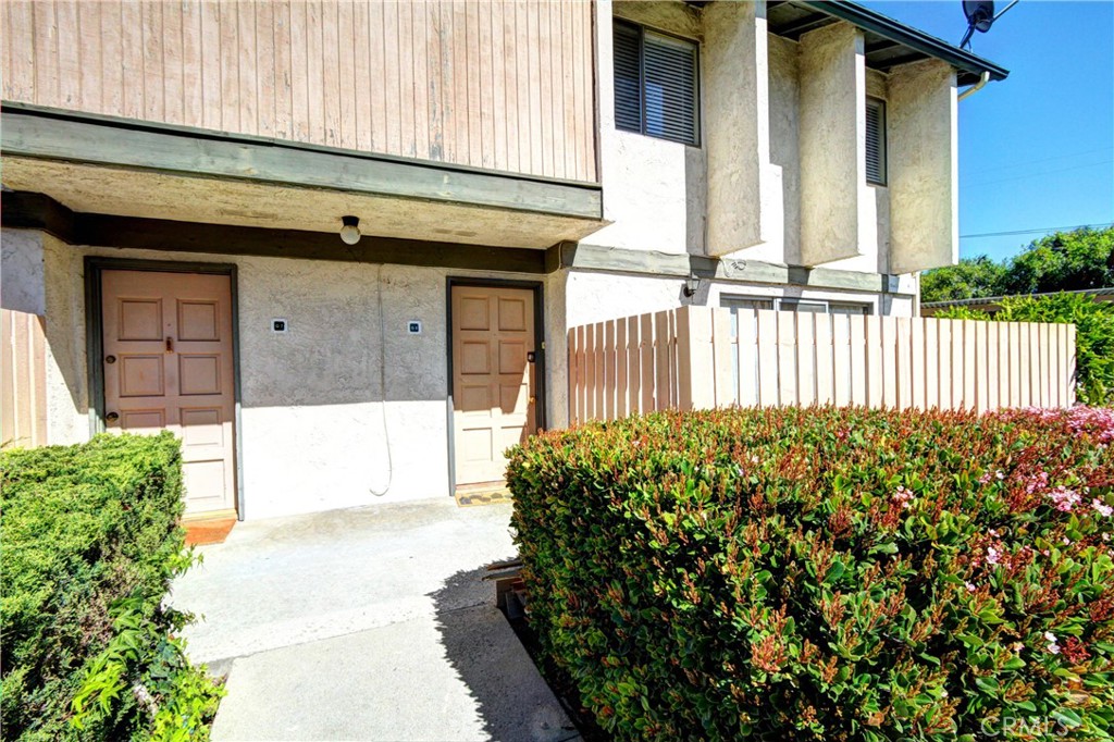 2300 S Hacienda Boulevard G8 Property Photo 15