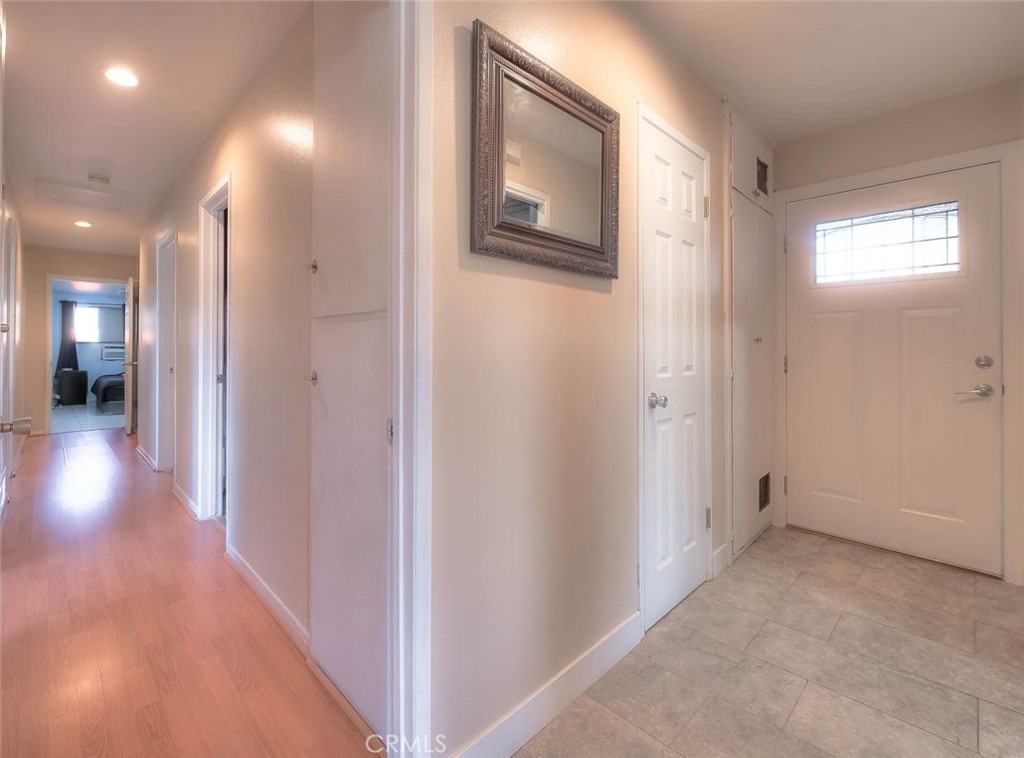 8723 Larkin Court Property Photo 4