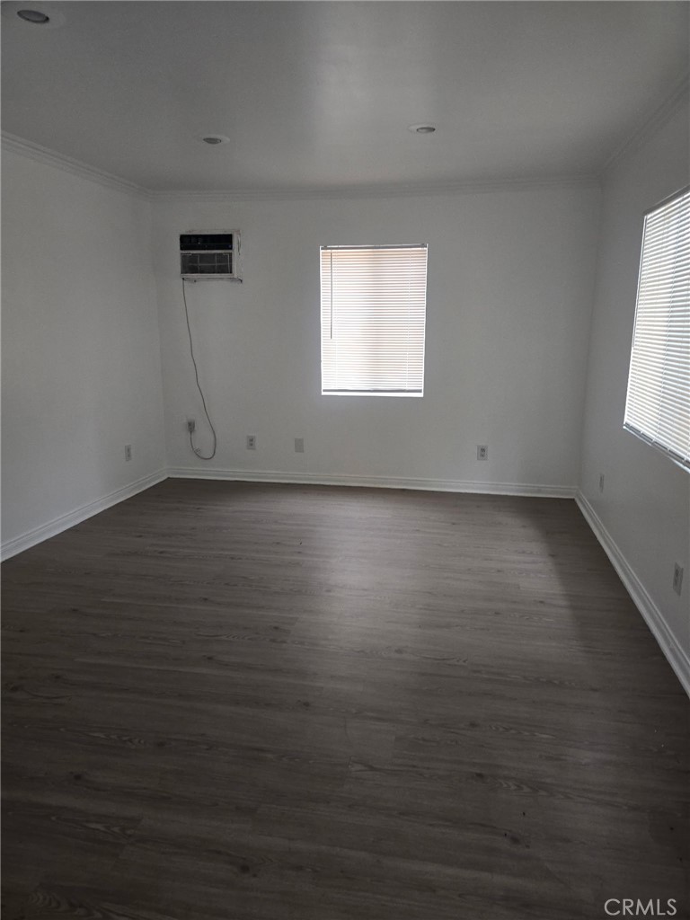 1063 1065 N Pershing Property Photo 11