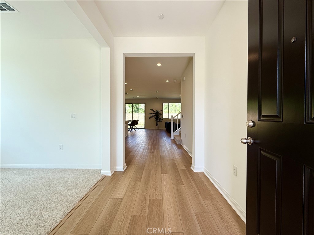 21696 Thomas Court Property Photo 3