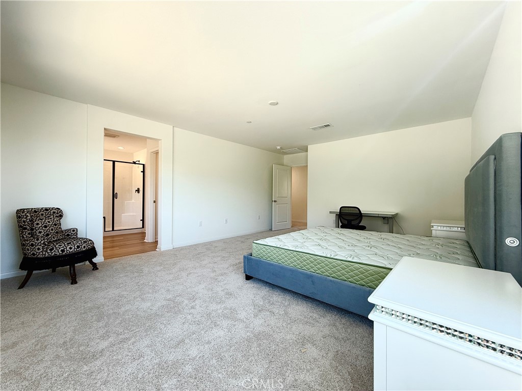 21696 Thomas Court Property Photo 33
