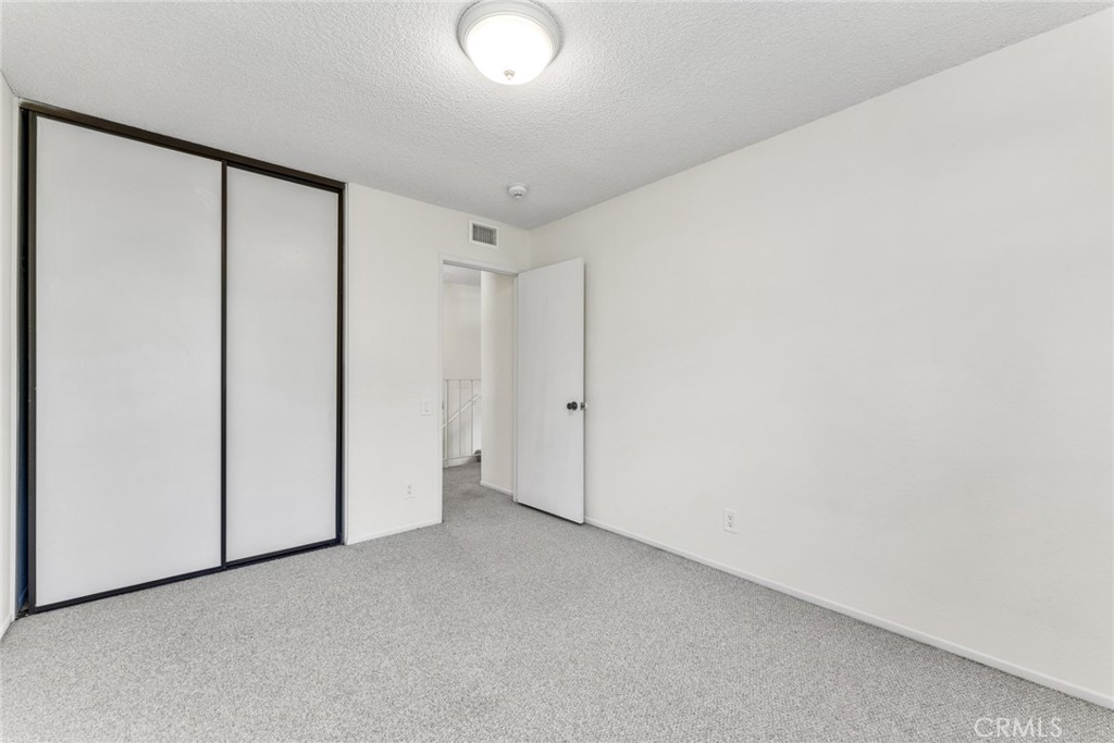 1837 Camberley Lane 211 Property Photo 4