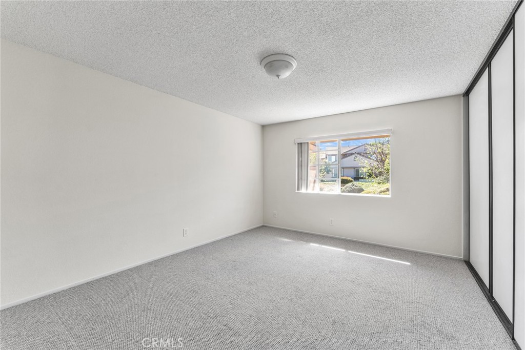 1837 Camberley Lane 211 Property Photo 7
