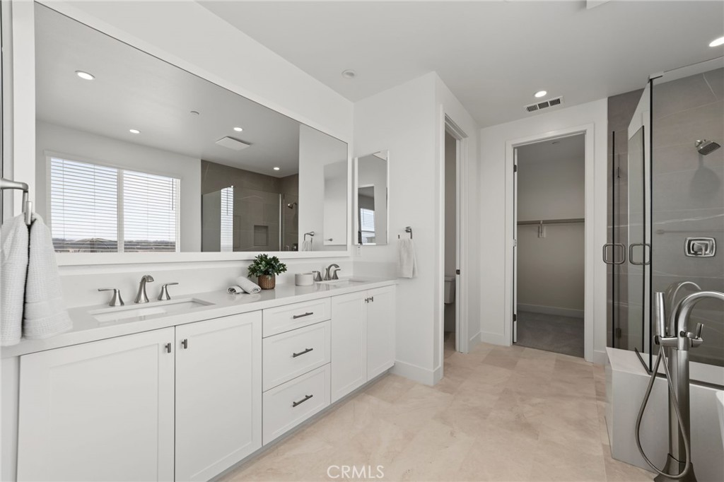 22058 Manarola Way Property Photo 20