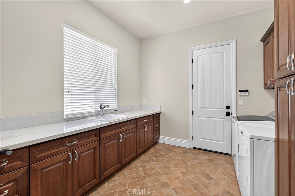 1469 E Foothill Blvd Property Photo 57