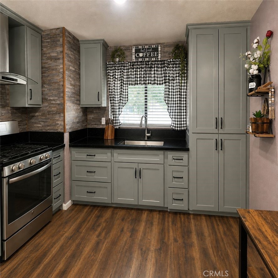 18865 Felton Property Photo 6