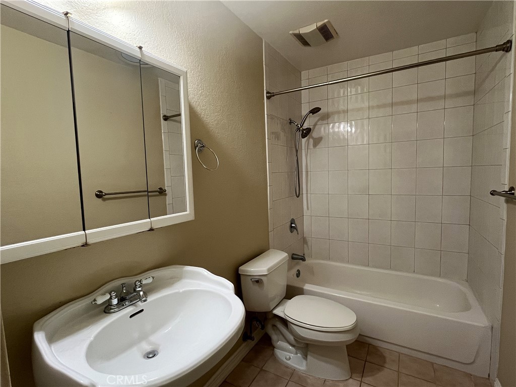 611 Silver Bridle Property Photo 7