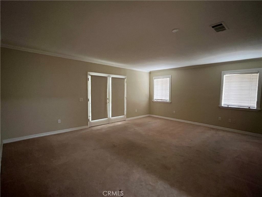 611 Silver Bridle Property Photo 8