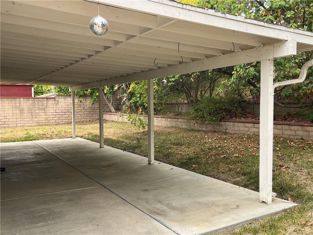 611 Silver Bridle Property Photo 12
