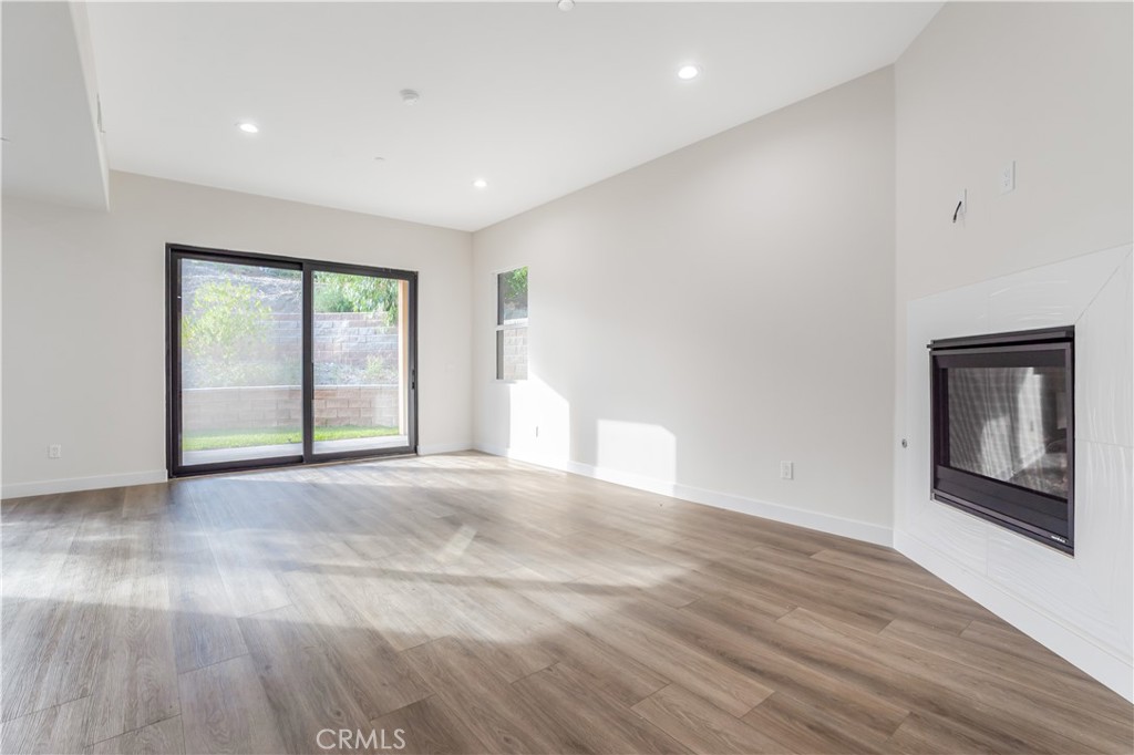673 Castlehill Property Photo 9