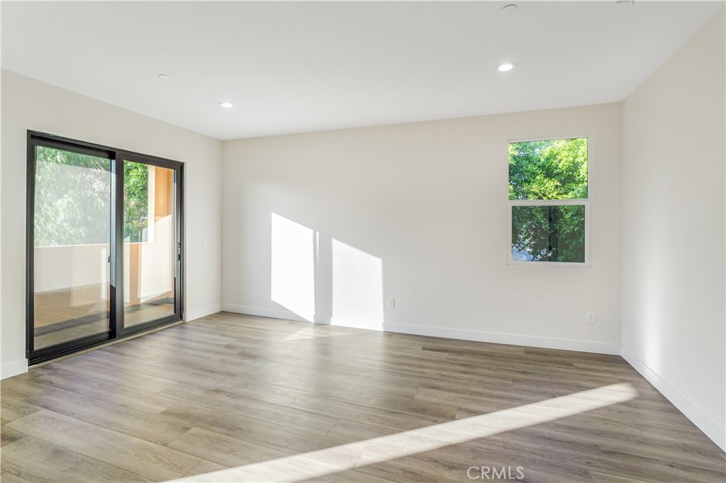 673 Castlehill Property Photo 13