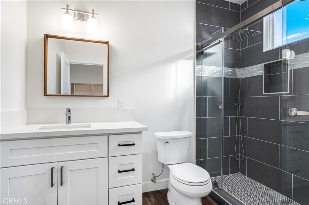 673 Castlehill Property Photo 16