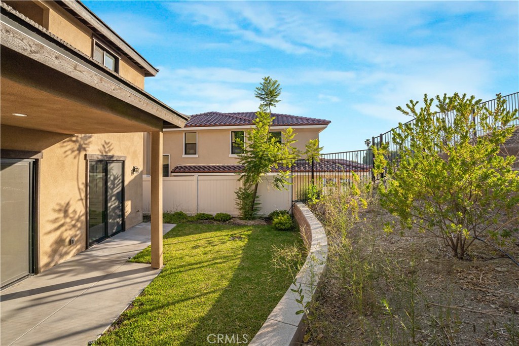 673 Castlehill Property Photo 23