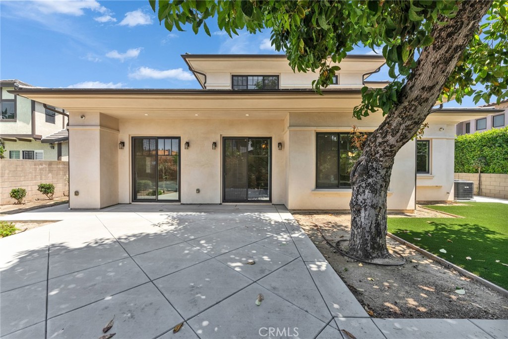 636 W Lemon Property Photo 41