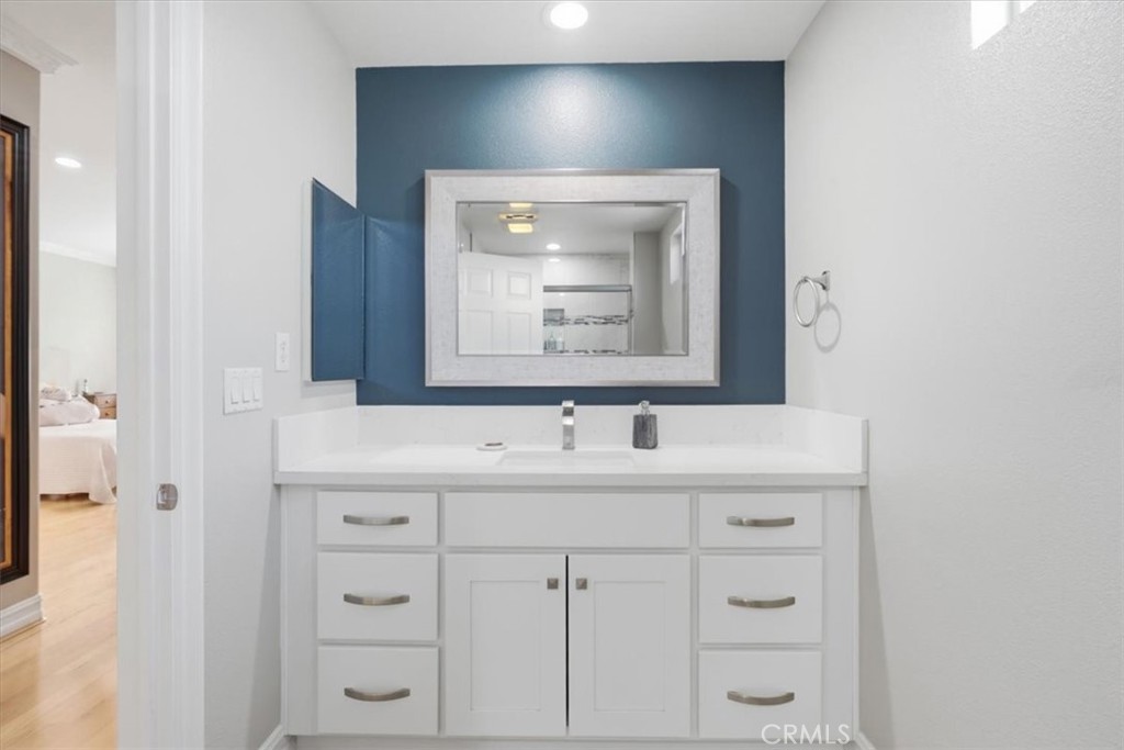 2448 Desire Property Photo 47