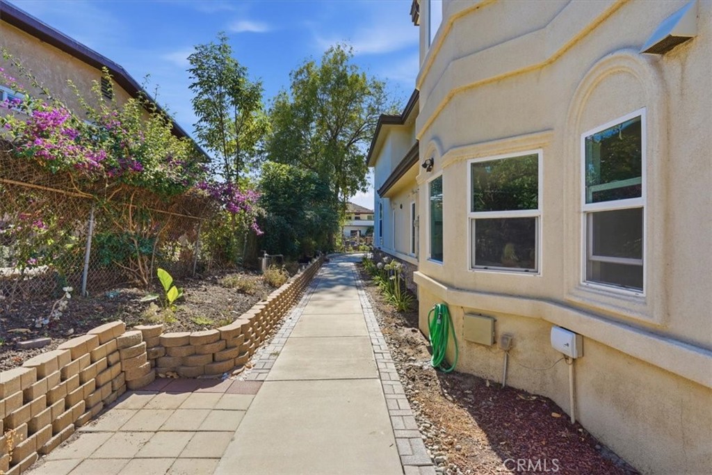 2448 Desire Property Photo 67