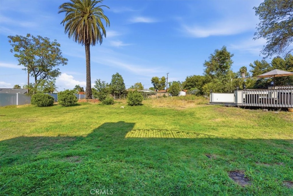 2448 Desire Property Photo 74