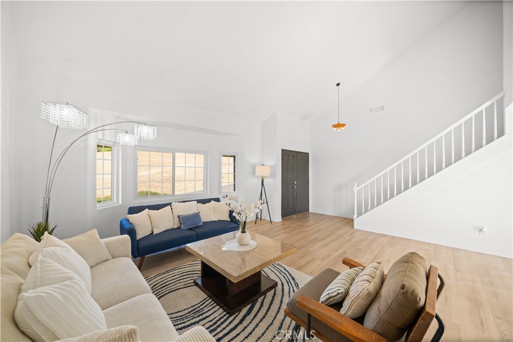 15015 Aqueduct Property Photo 7